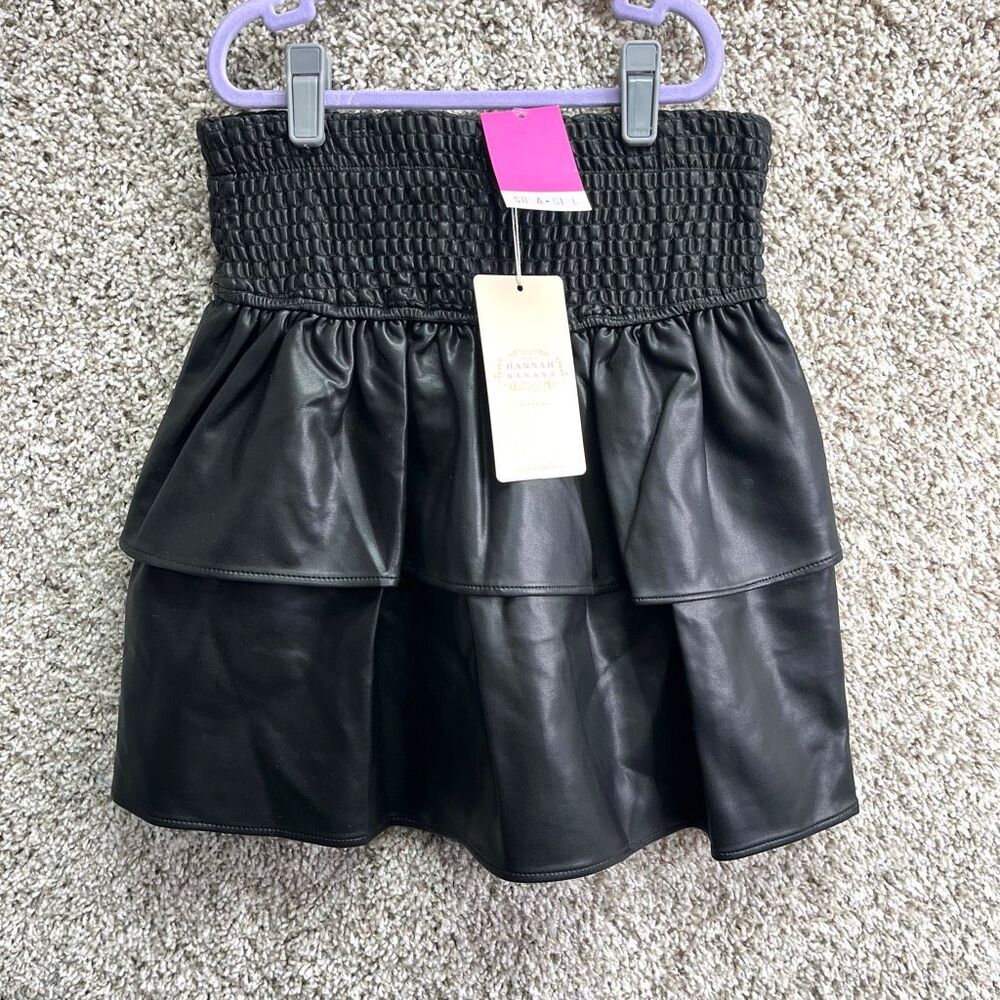 Hannah Banana Skirt Girls 14 Black Faux Leather Smocked Waist 2 Tiered Mini NWT